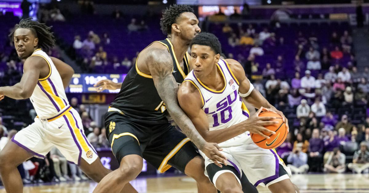 LSU basketball picks up gritty first SEC win against Missouri