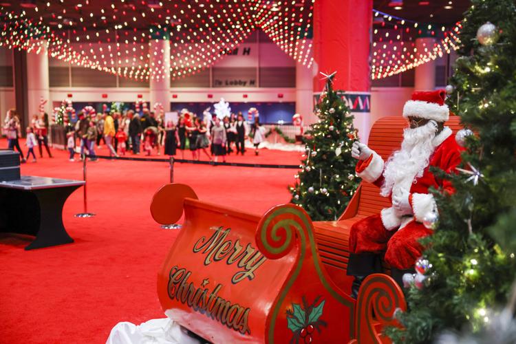 NOLA Christmas Fest 2023 has iceskating, rides, Santa Entertainment