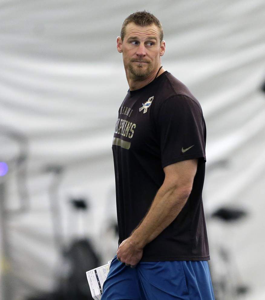 Browns interview Saints assistant head coach/tight ends Dan Campbell for  head coach