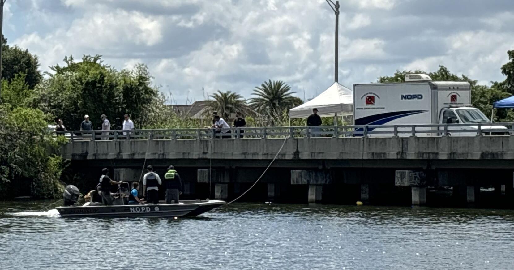 Dive crews search Bayou St. John where human remains found | Crime/Police - Vimarsana News