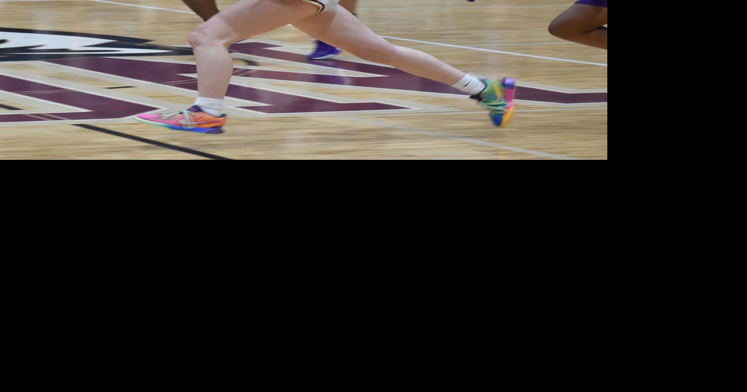 Dale, Ericksen lead Northlake back to the quarters for the first time since 2020
