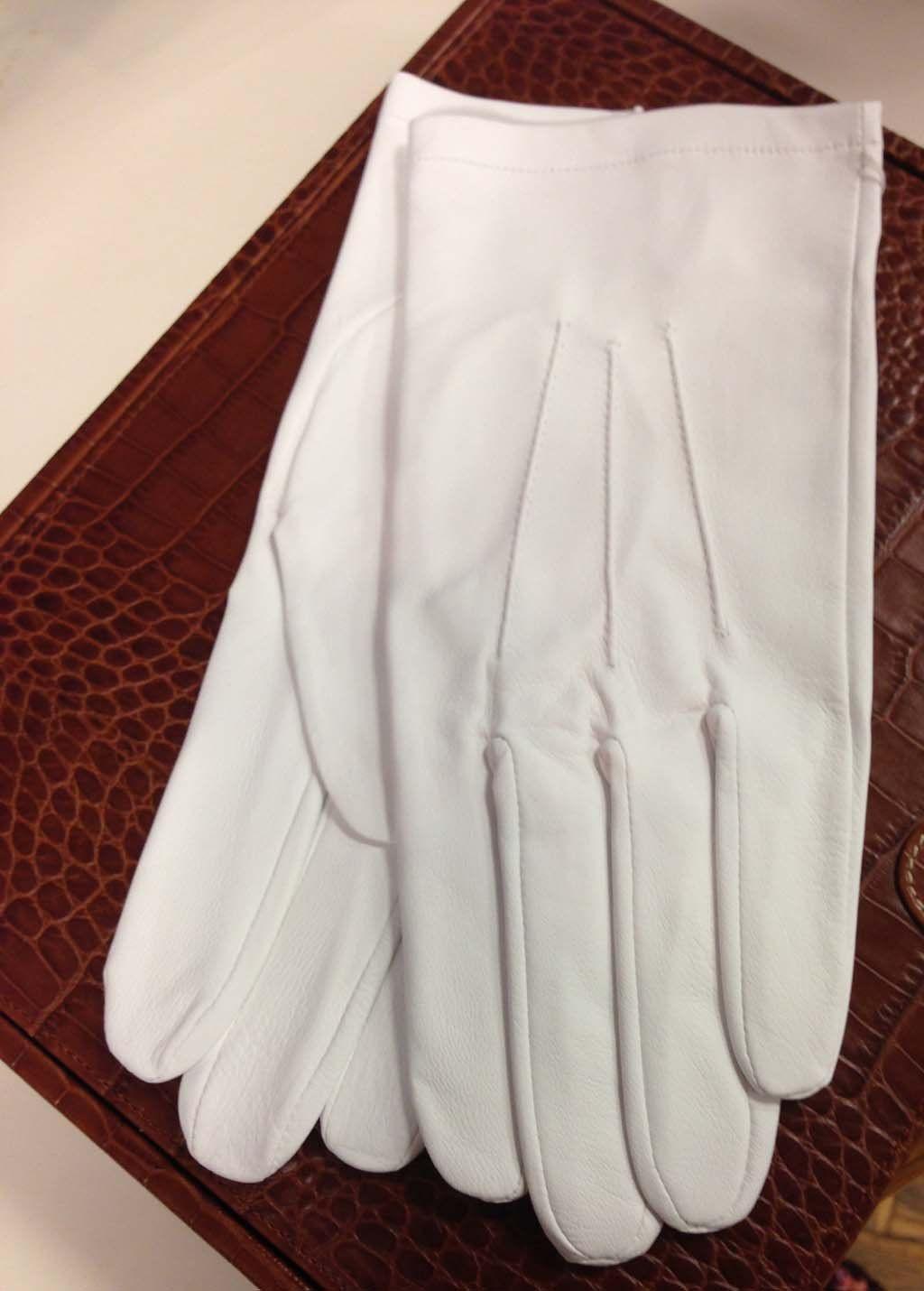A Guide For Purchasing Gloves, White Kid Leather Gloves