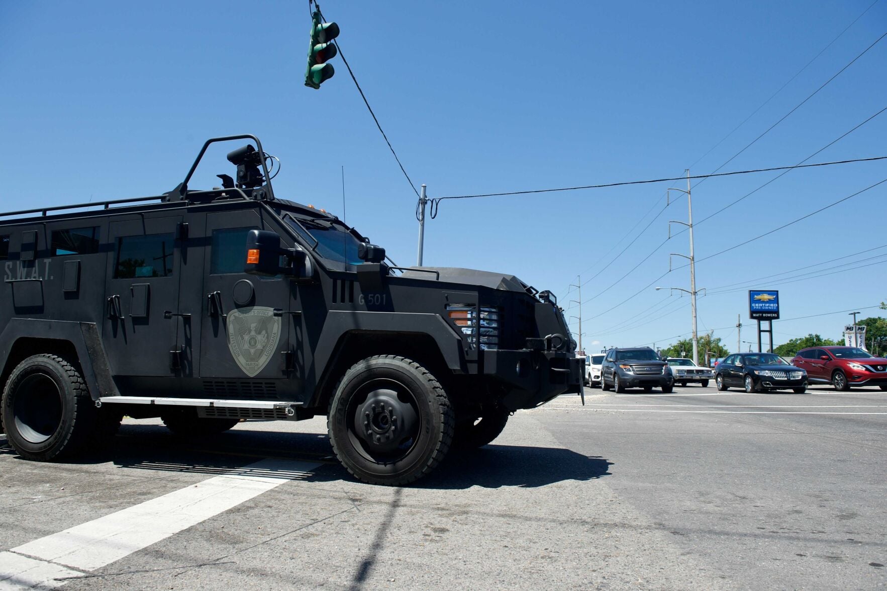 1 in custody, 1 sought after shootout in Metairie leads to SWAT roll ...