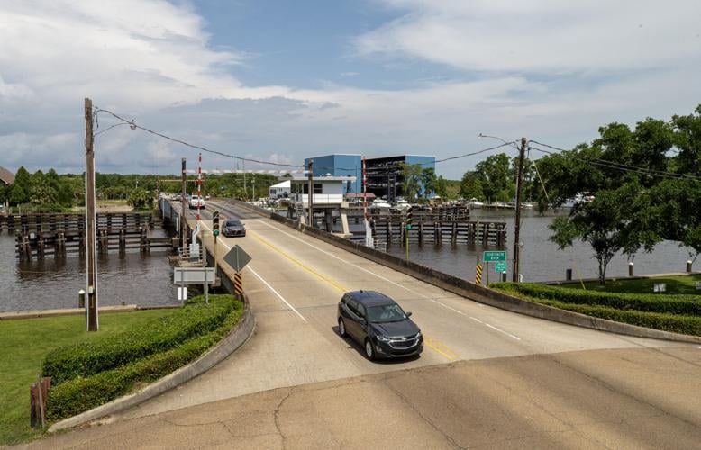 Stuck in traffic because of the Madisonville bridge? Town officials