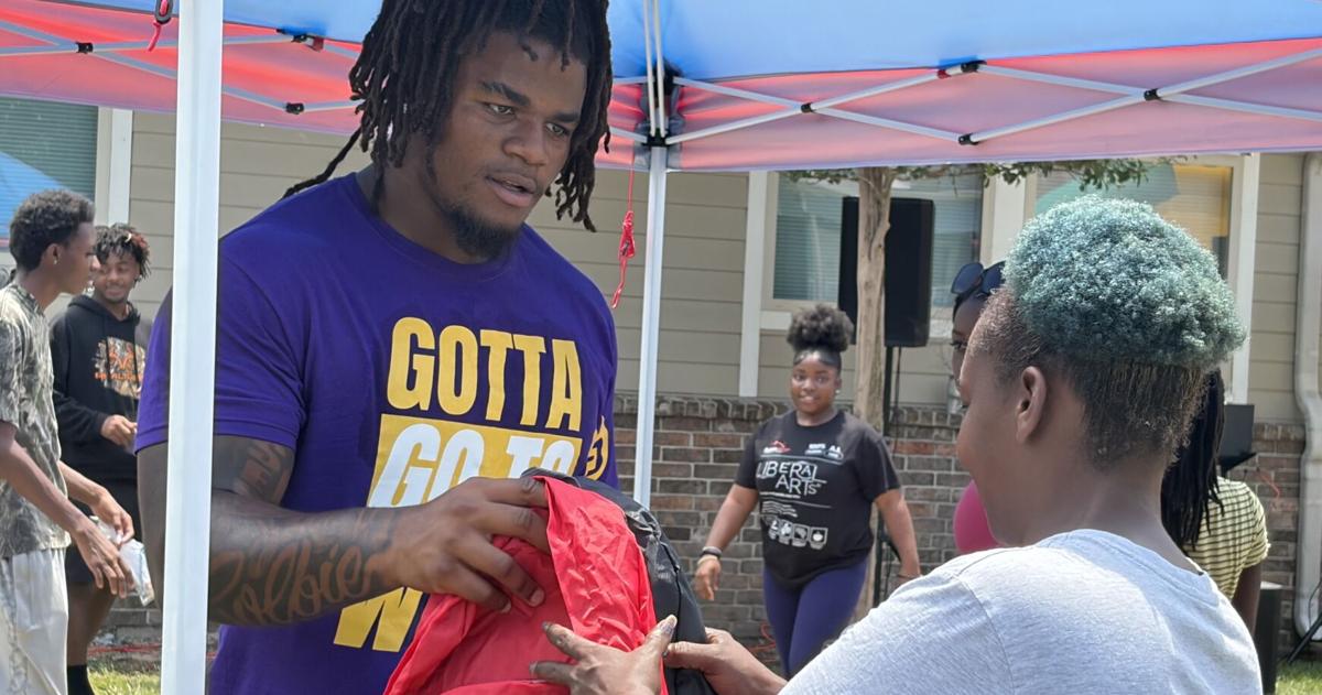 LSU frosh D-tackle could have an instant impact on the field. He's already made one off of it.
