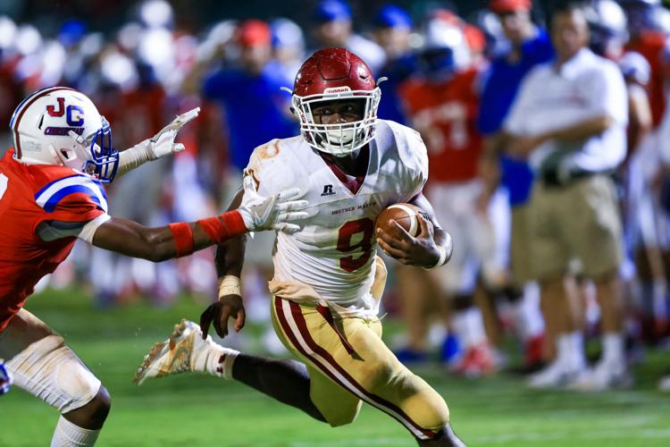 John Curtis' defense stuffs Brother Martin before 10,000plus in Zephyr