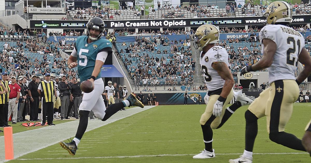 The Saints have landed a veteran QB to back up Ian Book vs. the Dolphins, sources say