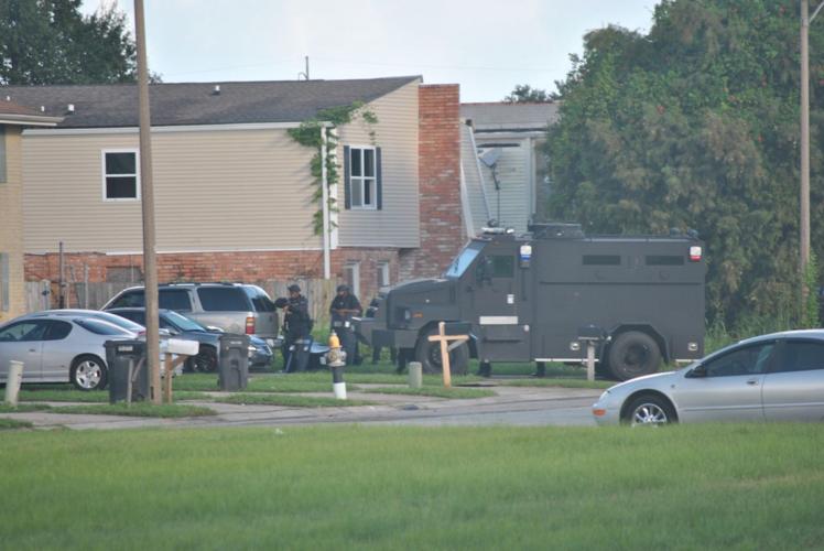 9-hour SWAT standoff ends at New Orleans East apartment | Crime/Police ...