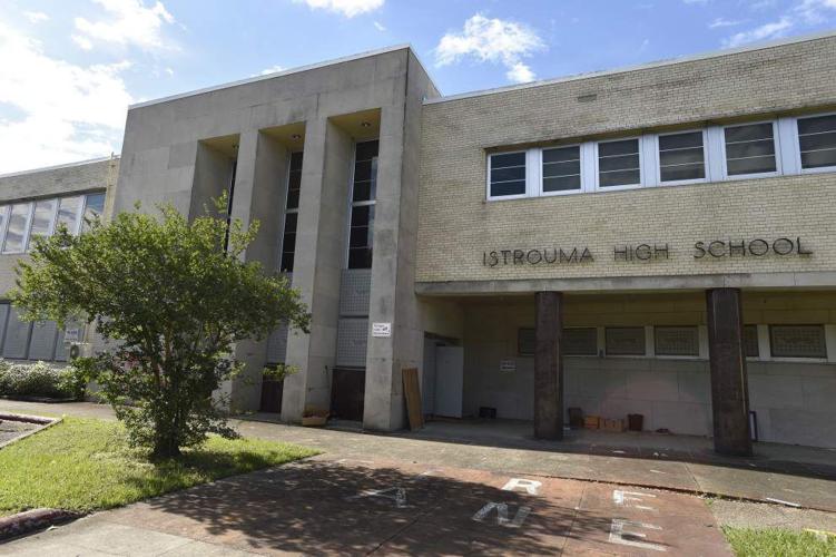School officials discuss ways to restore prominence to Istrouma High
