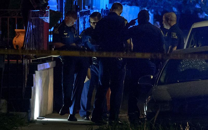 Warrant: Man shot by Louisiana state trooper, deputy in New Orleans was ...