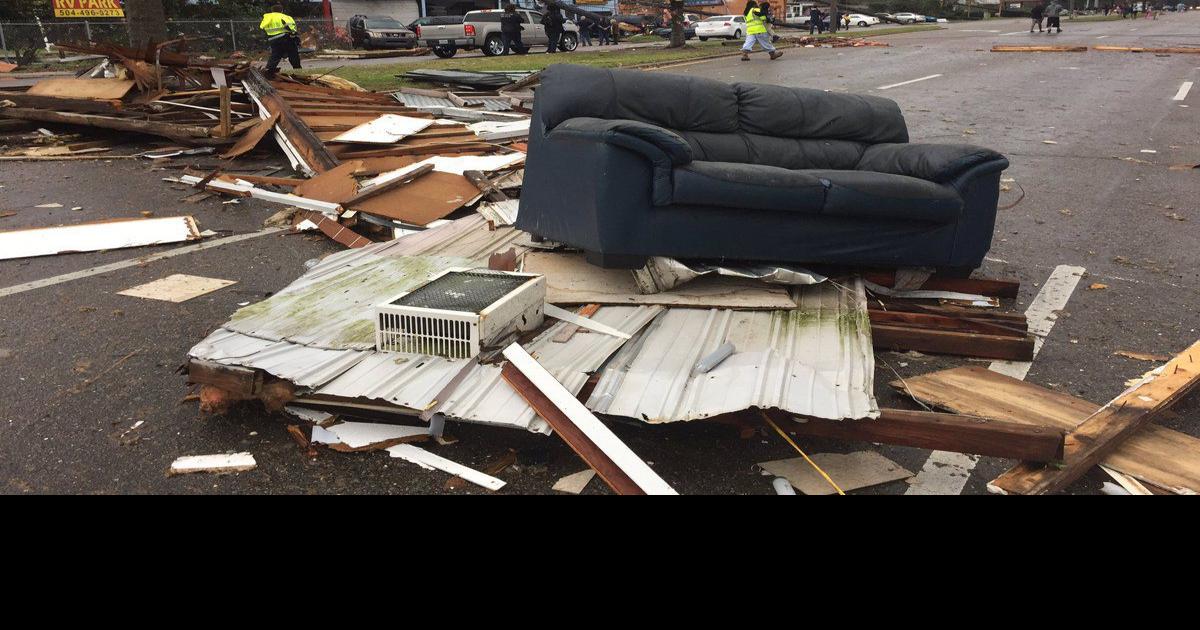 Video New Orleans East homeowner says she hid in bathtub as tornado