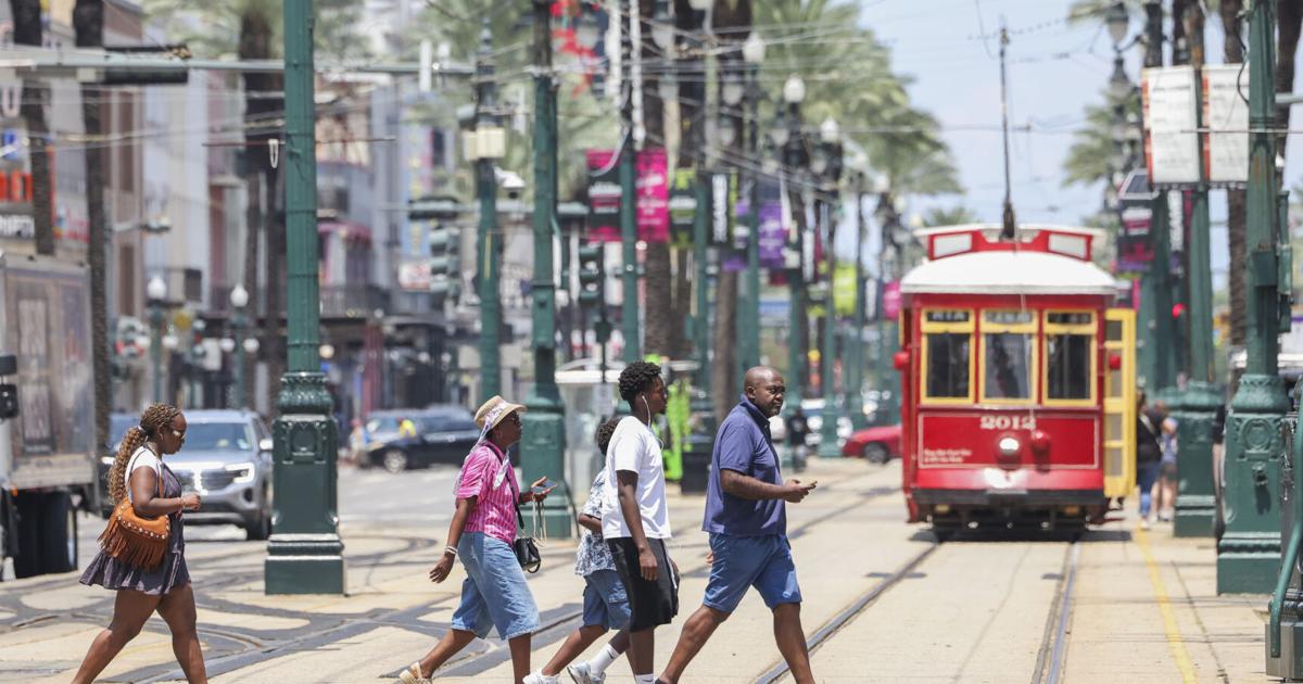 New Orleans officials eye revitalization plan for historic Canal Street shopping district