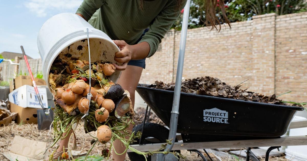 Falling Put Put falling leaves to good use: Start a compost pile | Home/Garden ...
