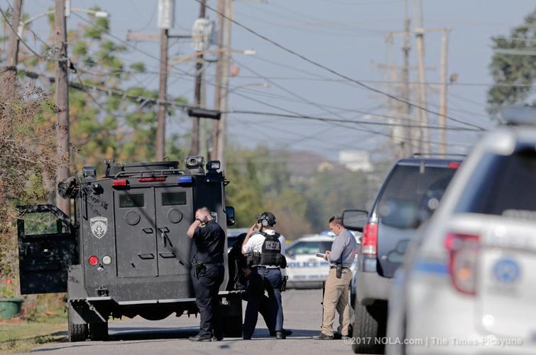 Suspect surrenders after SWAT roll in Gentilly: NOPD | Crime/Police ...