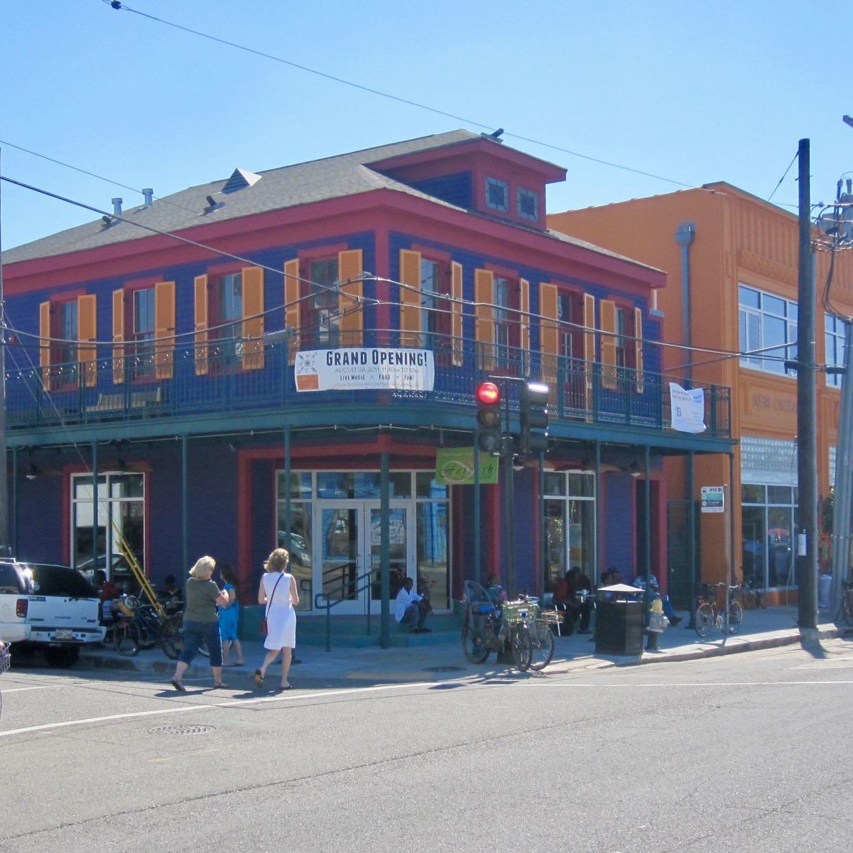 Spotted Cat Food Spirits An Expansion Of The Frenchmen Street Club Has Closed Where Nola Eats Nola Com