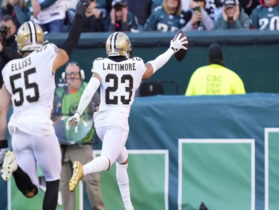 Saints win 20-10 in Philly, deny Eagles top spot in NFC - WHYY