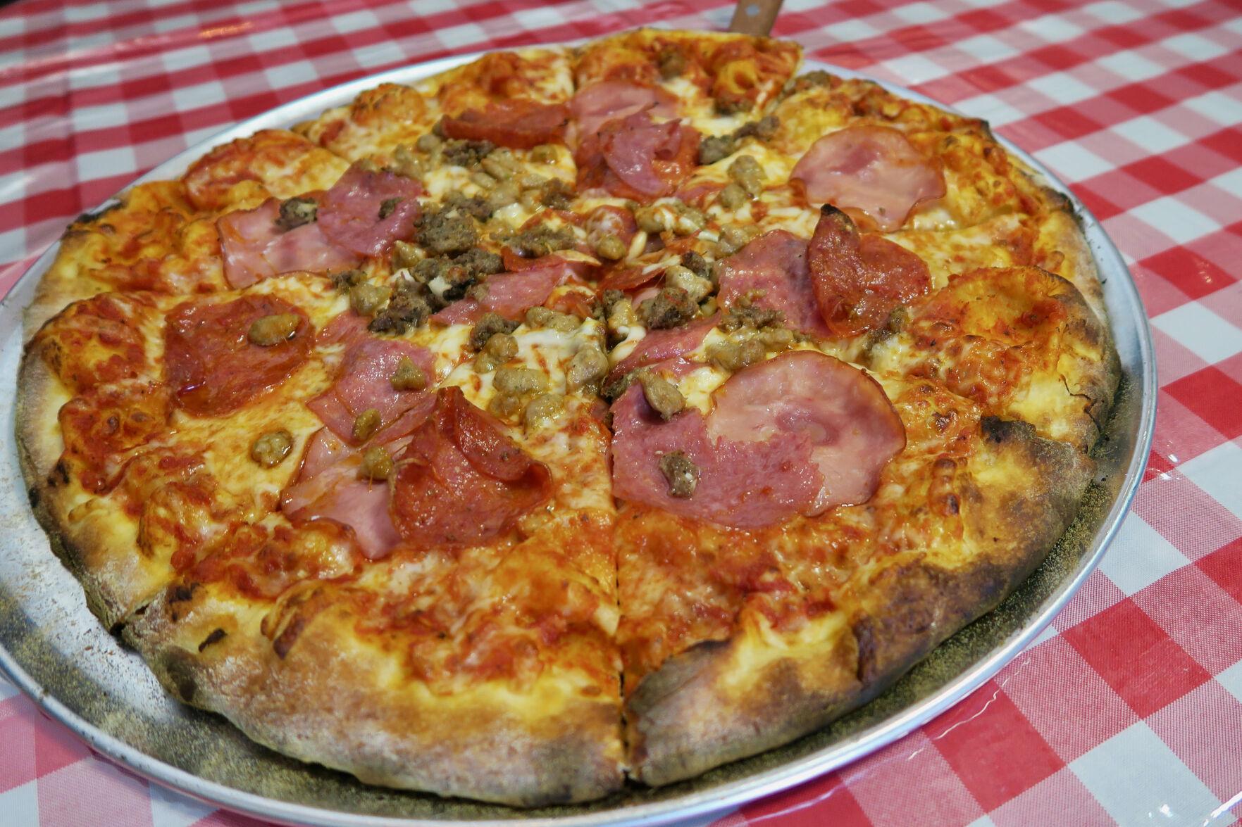 Rizzuto’s expands in Gretna with pizza, family recipes, drivethru