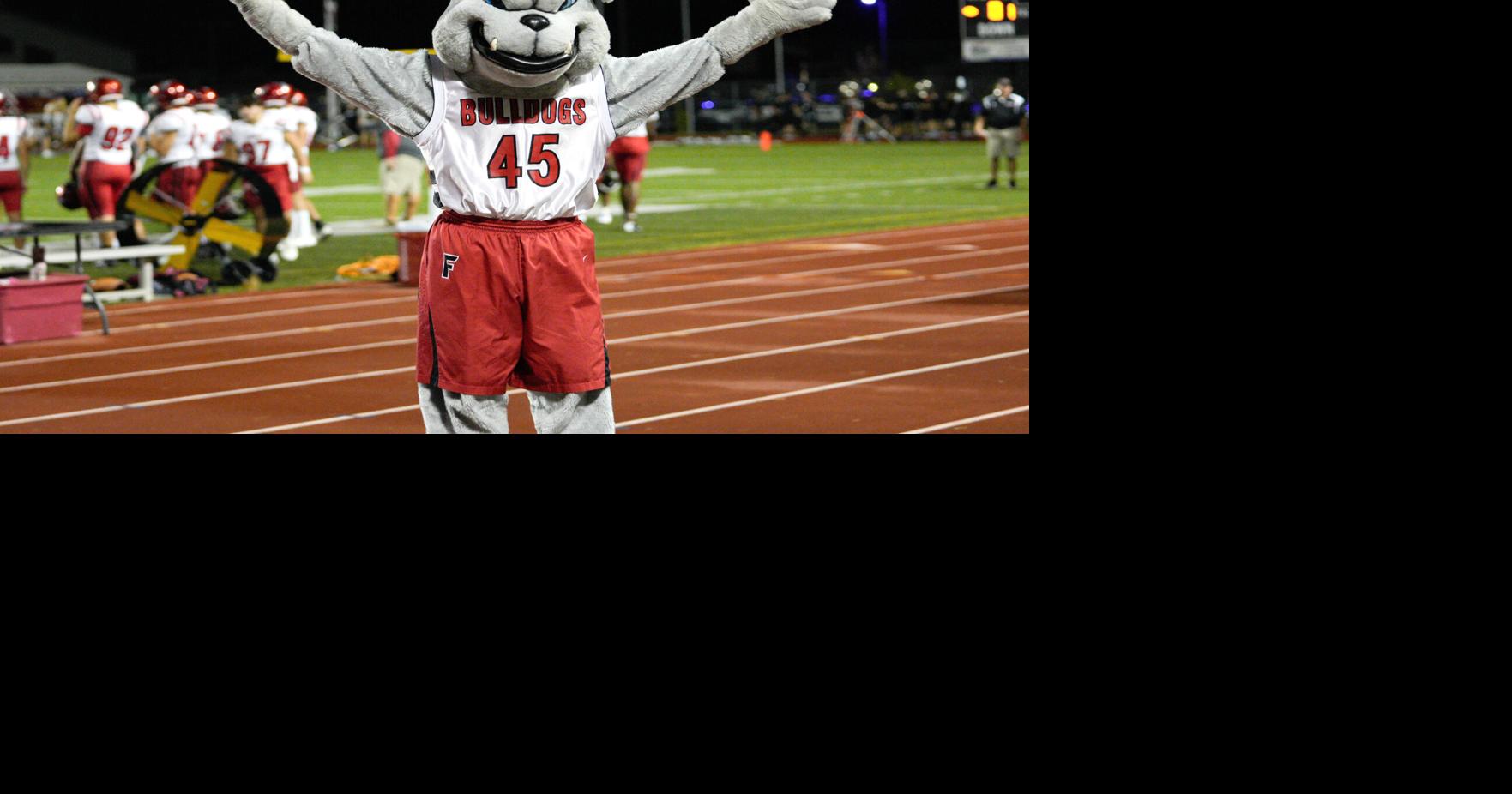 Fontainebleau 2point conversion seals 2221 win at Franklinton St