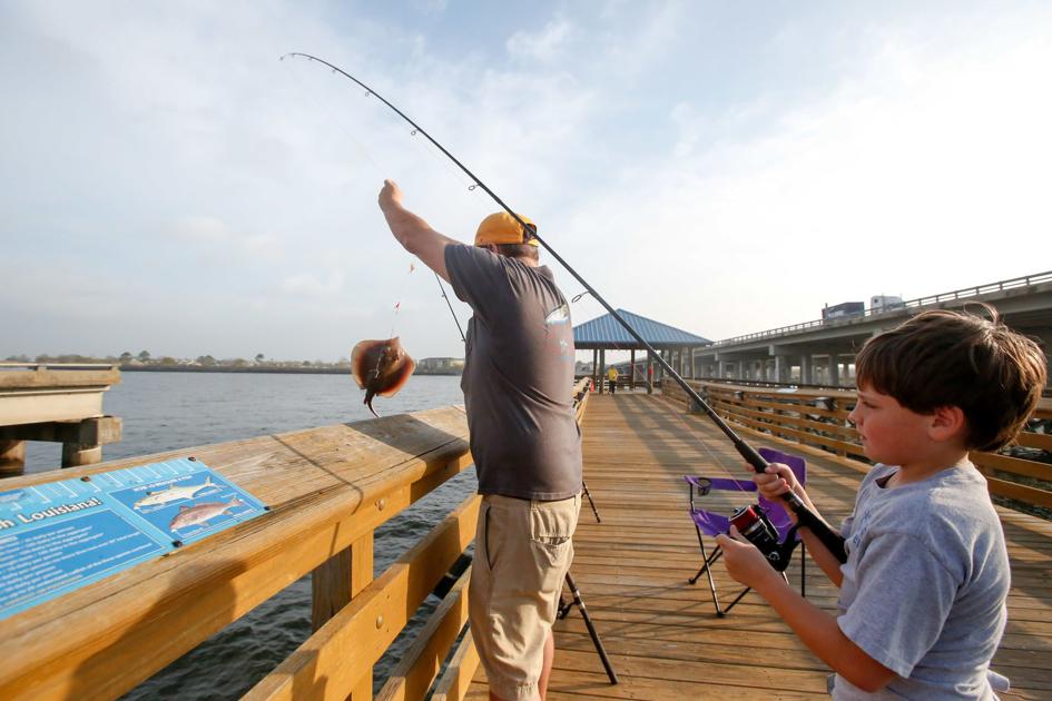 Algae bloom in Lake Pontchartrain forces closure of parish fishing pier