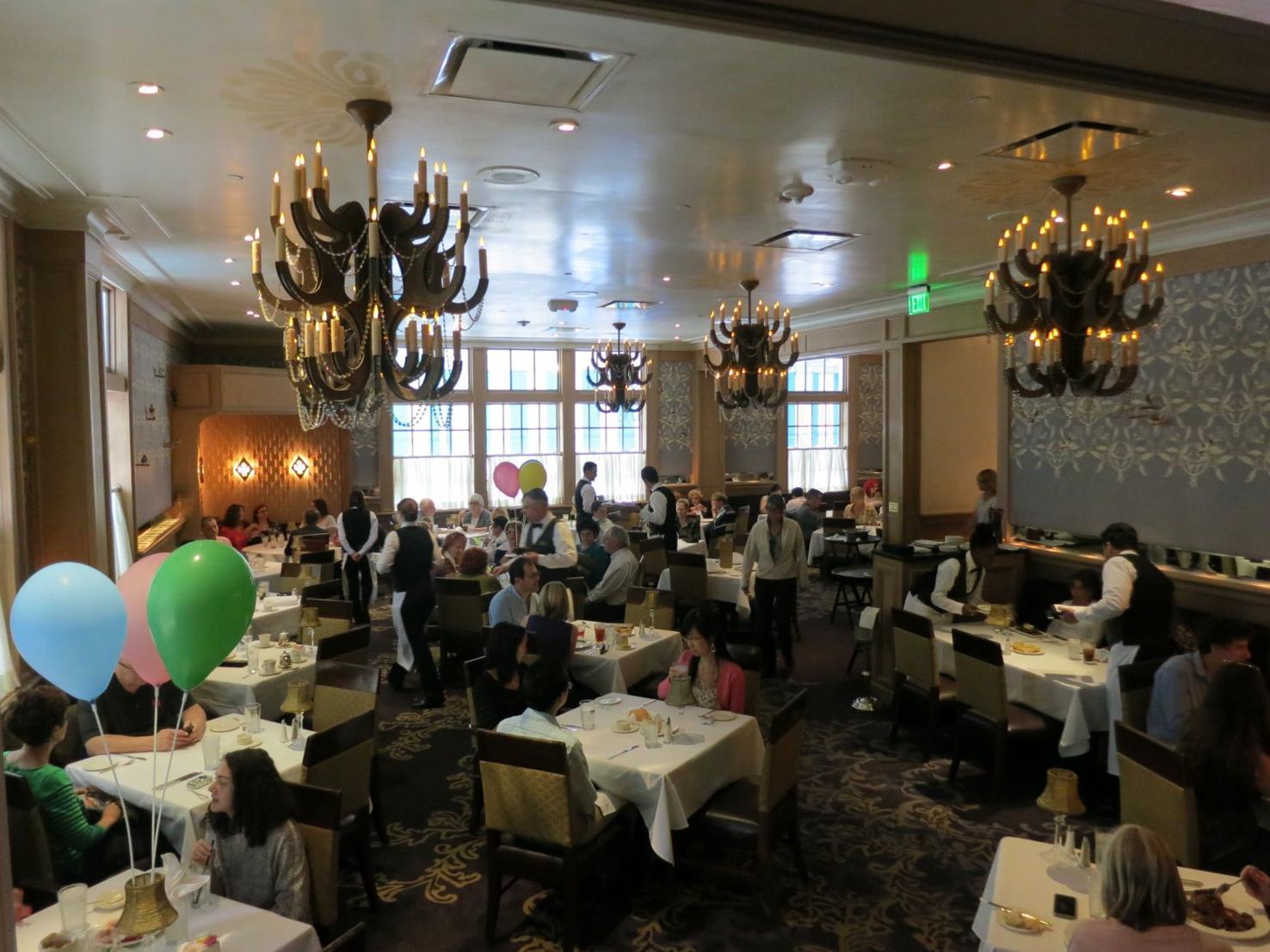 A smaller Reveillon returns for New Orleans holiday dining mixing old