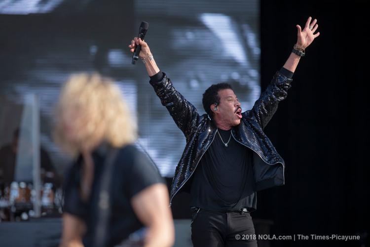 2018 New Orleans Jazz Fest weather forecast calls for rain chances on