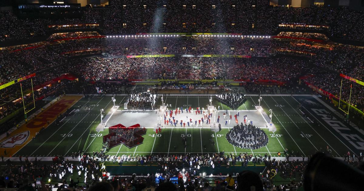 Letters: Super Bowl halftime show seeks widest audience | Letters ...
