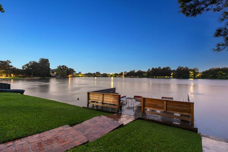 1.6M Bayou St. John home on Bancroft offers waterfront view Home