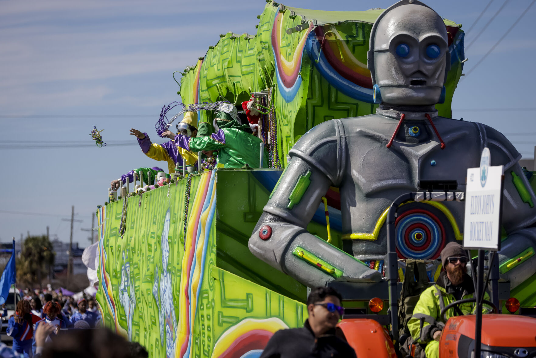 Metairie returns to traditional route for Mardi Gras parades