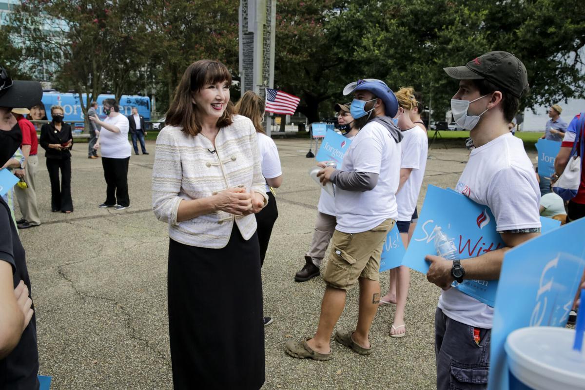 Libertarians gather to hear presidential candidate make ...