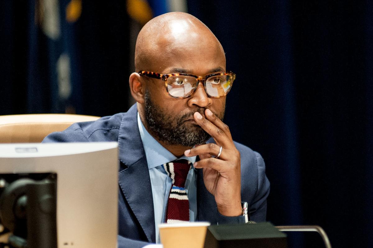 Councilman Jason Williams blames district attorney for