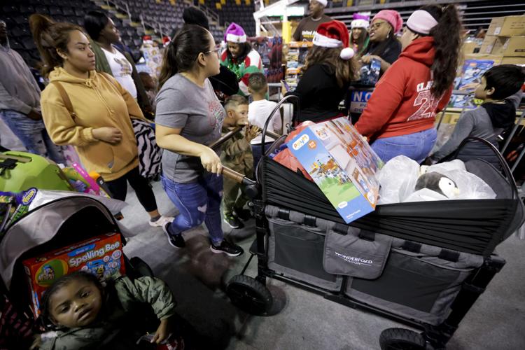 Doll and Toy Fund distributes gifts for New Orleans children News