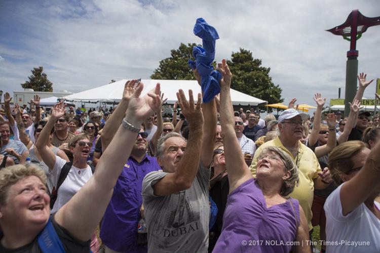 New Orleans Oyster Festival eating contest bursts with bivalve See