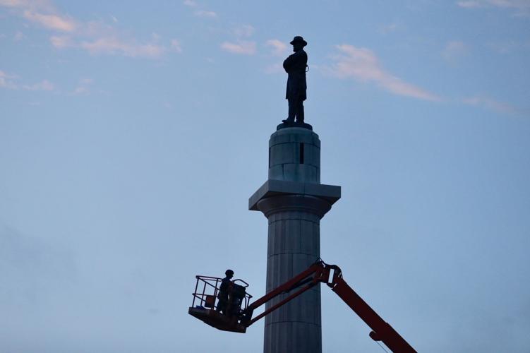 Confederate Gen. Robert E. Lee statue coming down Friday morning, city announces Local