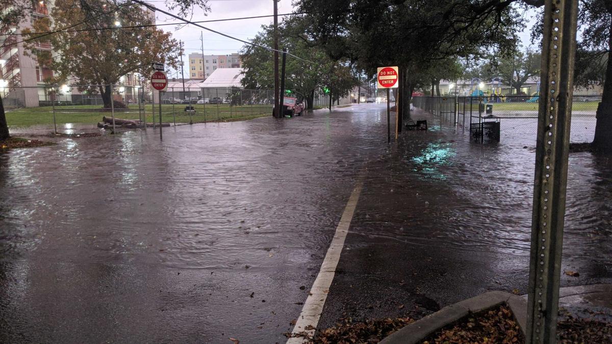 Street flooding in New Orleans: See photos, videos of ...