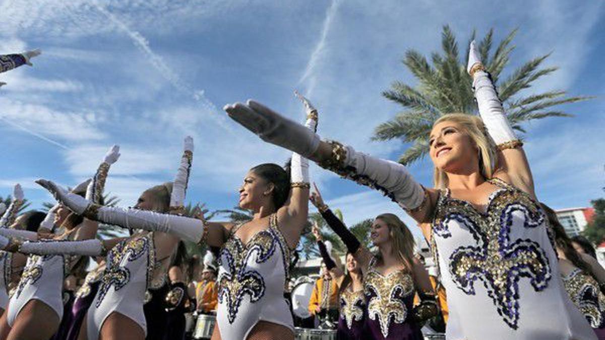 Lsu Golden Girls Colorguard Are Only Tiger Band Members With