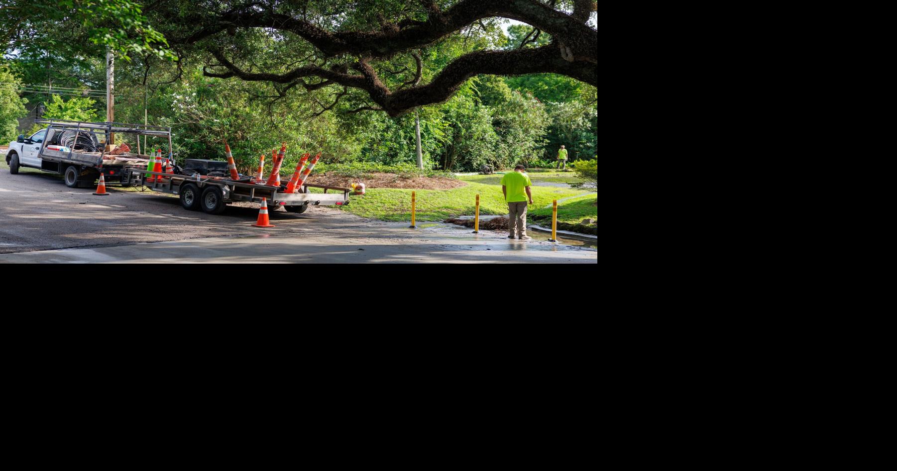 Crews respond after 'major' water main break floods roads in Metairie
