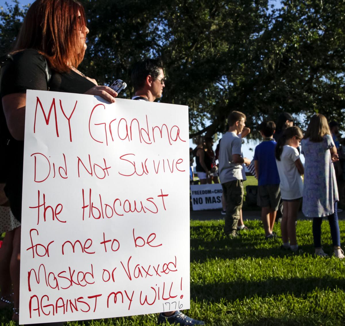 Hundreds Protest Mask Vaccine Mandates Saturday Night On Mandeville Lakefront News Nola Com Hundreds Protest Mask Vaccine Mandates Saturday Night On Mandeville Lakefront News Nola Com