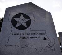 New Orleans Mayor Mitch Landrieu Urges Public Donations For Repairs After Vandals Damage Memorial For Fallen Police Officers News Nola Com