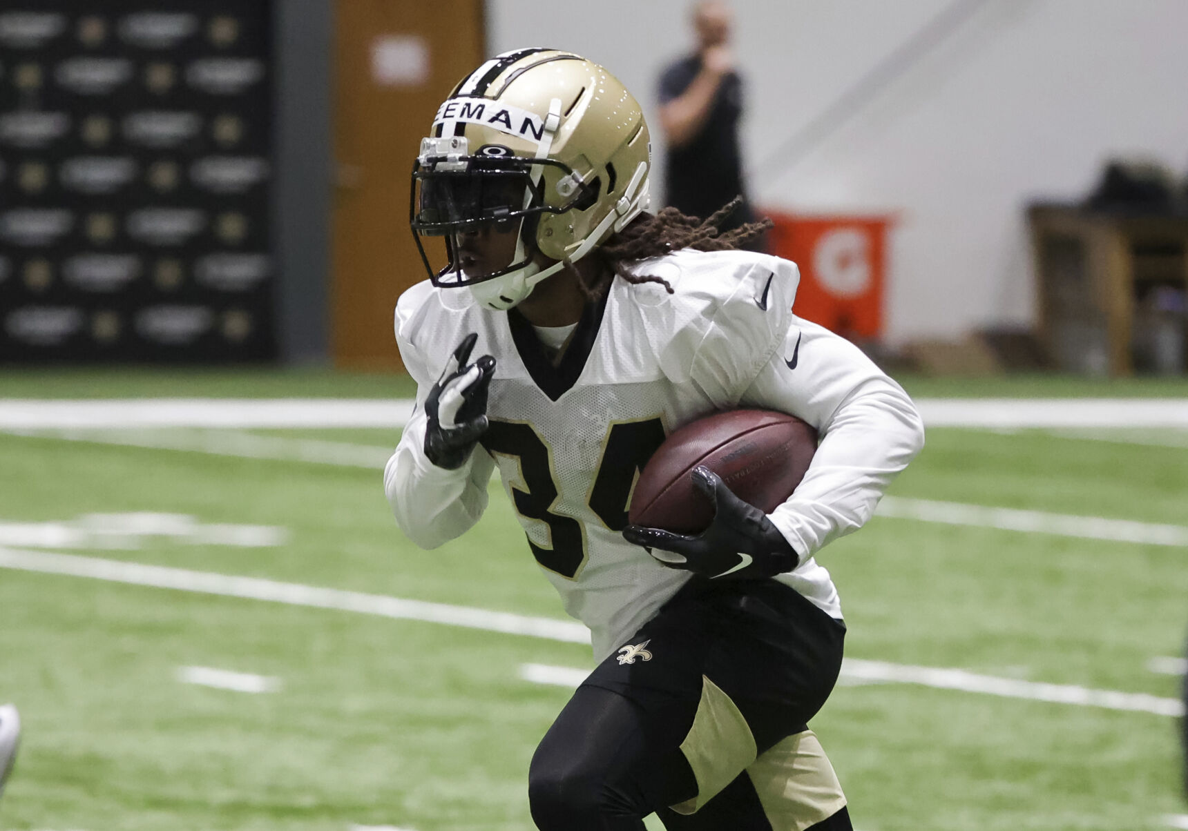 devonta freeman jersey number