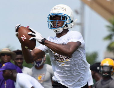 Chace Rummel Top 20 Prep Players to Watch in 2017: No. 1 Rummel WR Ja'Marr Chase ...