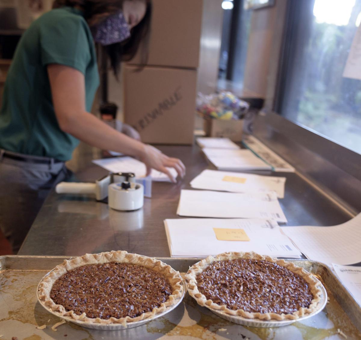 More New Orleans Restaurants Are Shipping Dishes From Po Boys To Commander S Palace Dinner Coronavirus Nola Com