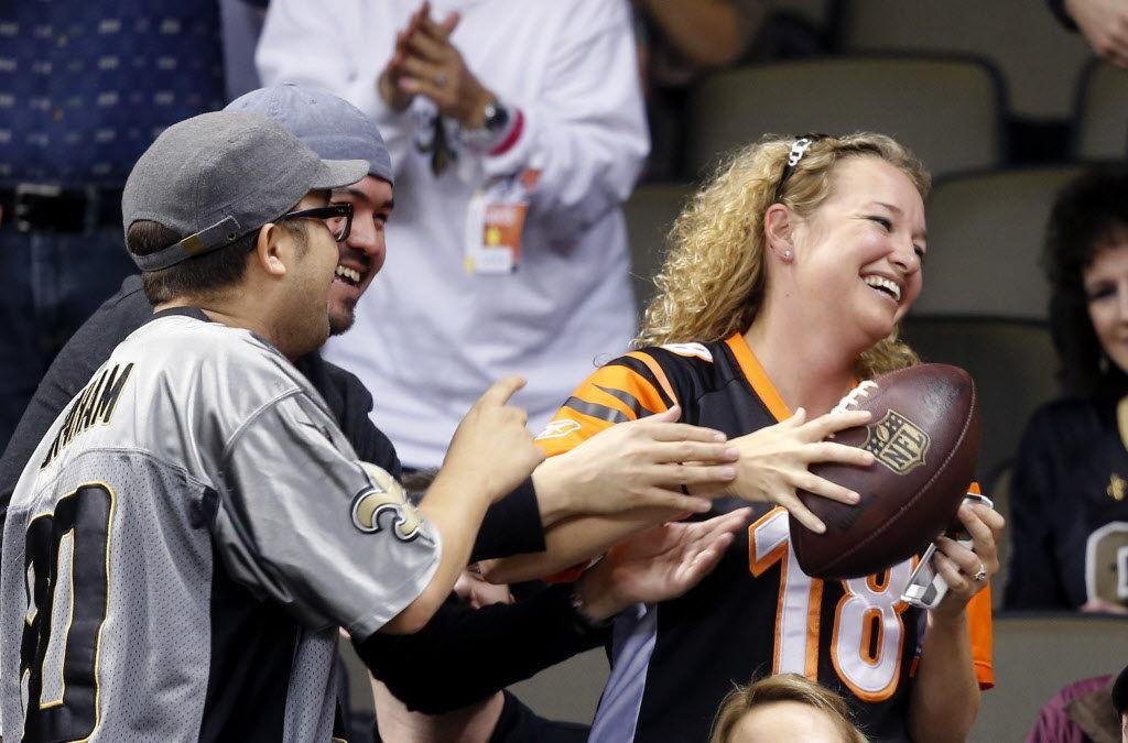 Saints fan snatches Bengals fan's game ball: That's not Who (Dat