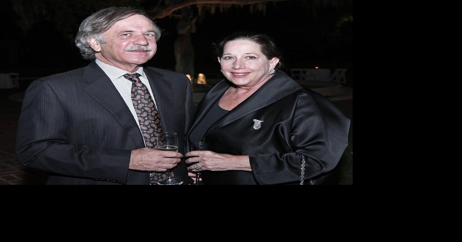 'A treasure to our city.' Michael Carbine, noted restorer of New Orleans homes, dies at 74.