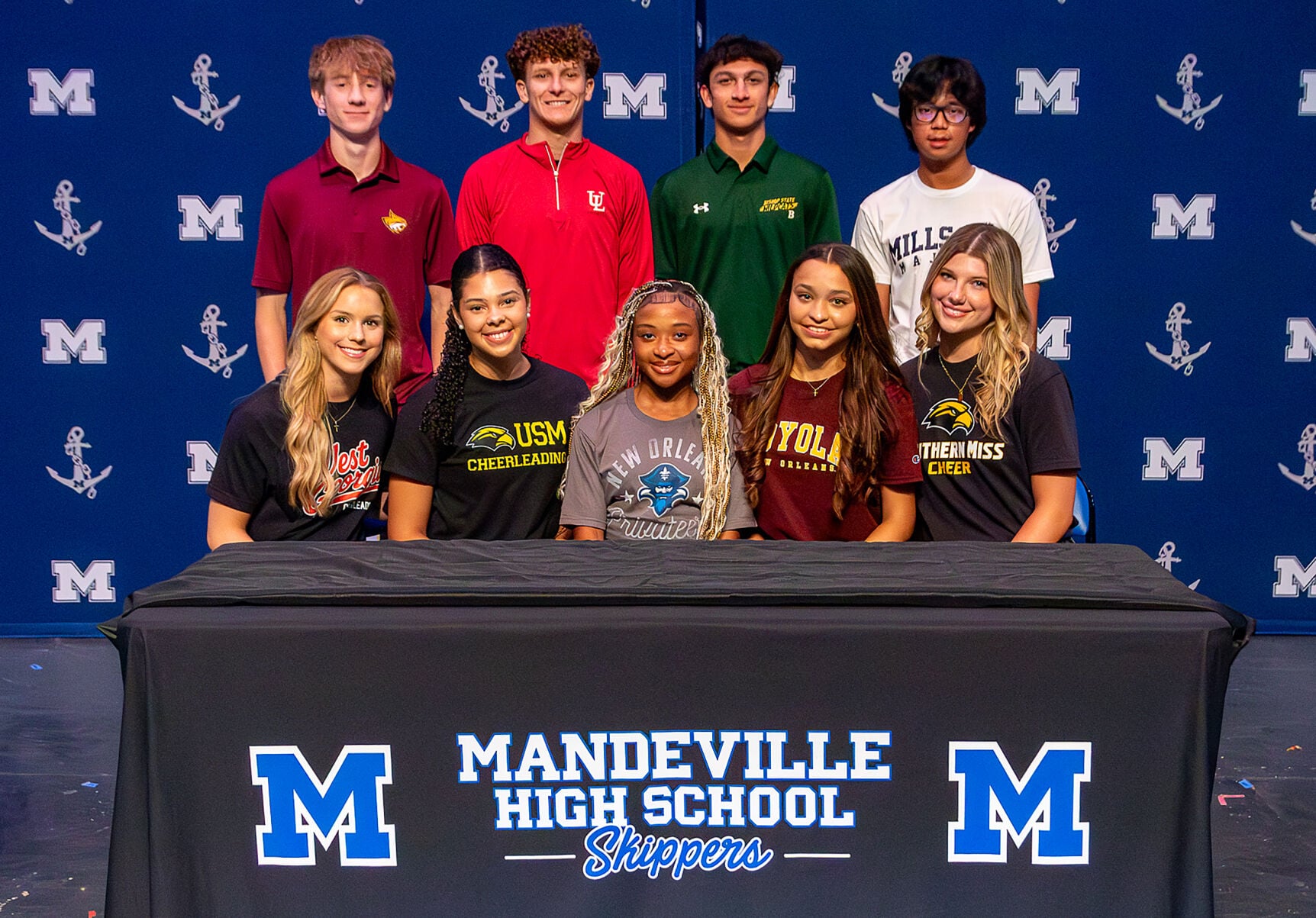 Mandeville Celebrates 9 Athletes Signing to Colleges Across Five Sports
