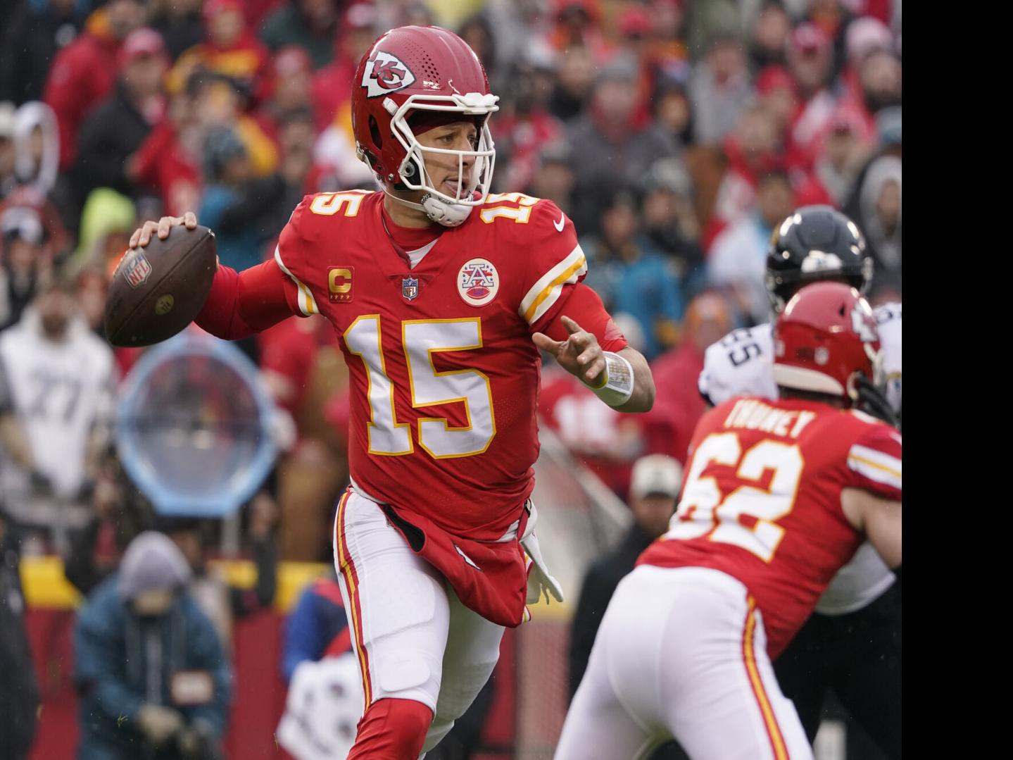 Best prop bets for NFL playoffs: Patrick Mahomes tops passing