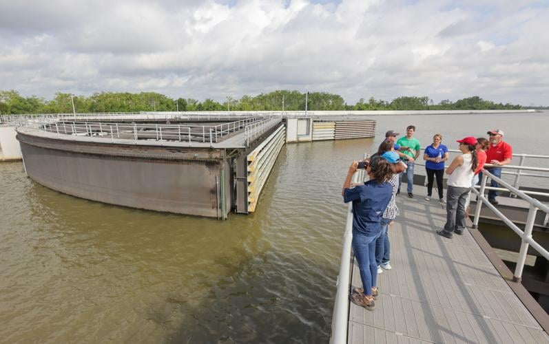 Western Closure Complex World's biggest pump station tested ahead of storm season | Hurricane ...