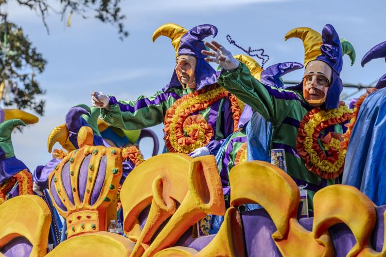 Mardi Gras and Carnival celebrations fill the streets — see the most  spectacular costumes of 2024 - CBS News