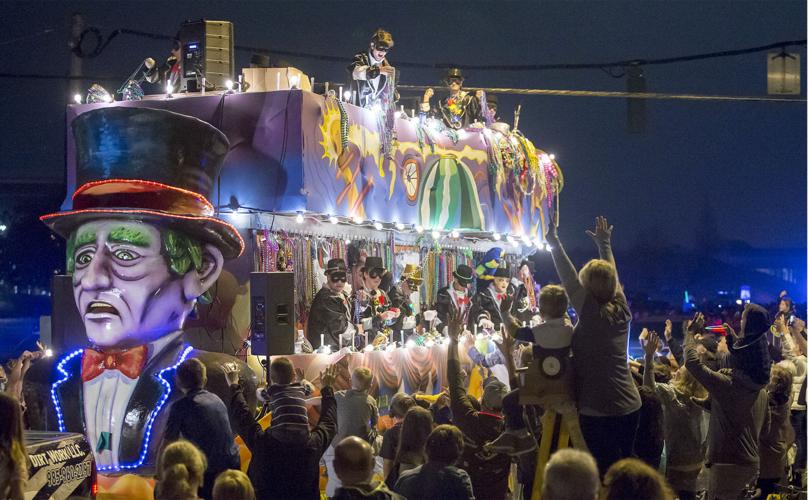 mardi gras parade in mandeville louisiana