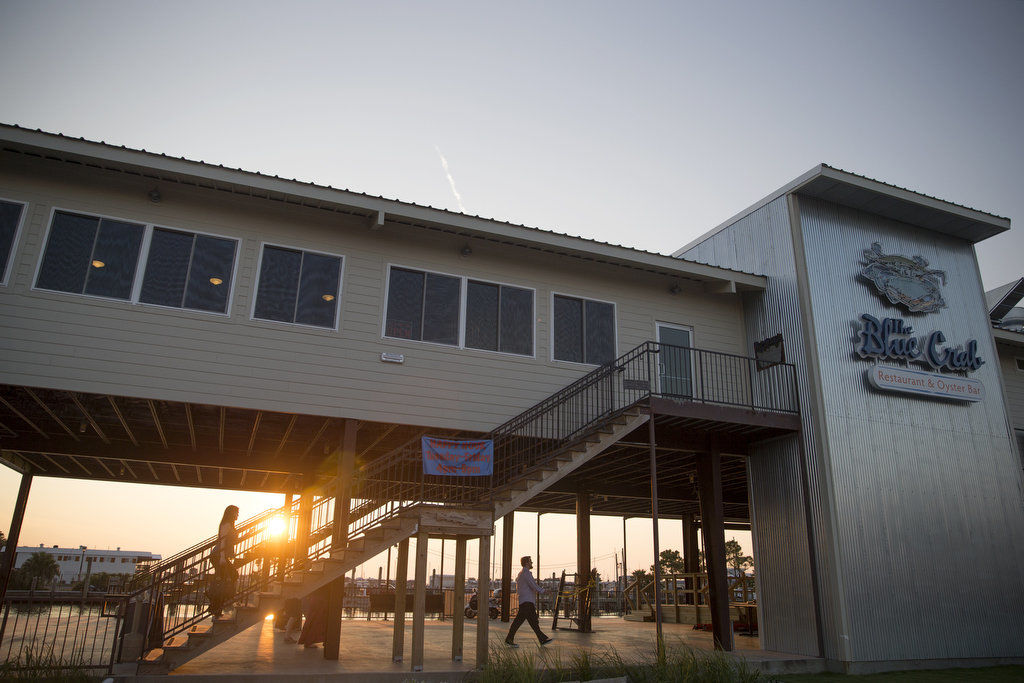 New Orleans waterfront restaurant expanding to Slidell, with oyster bar, beach volleyball