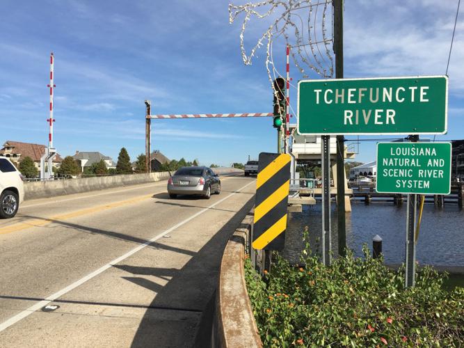 Madisonville swing bridge schedule altered to ease vehicular flow